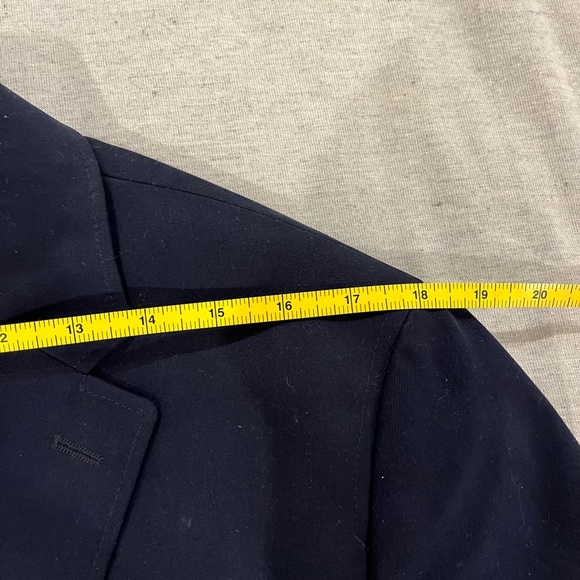 Banana Republic Blazer in Navy Blue - Picture 12 of 16